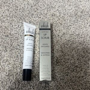 Whish Vanilla Bean Lip Scrub - Black and White